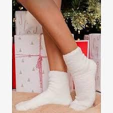 Fszsaa 3PAIRS Microfiber Fuzzy Plush Socks,Ultra Soft White Christmas Plush Socks For Women Winter Spa Slipper Socks at Amazon Women's Clothing store