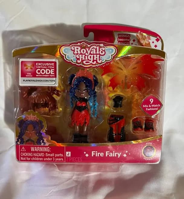 Royale High Fire Fairy Wings Become Rings Exclusive Virtual Code NIB Series 11