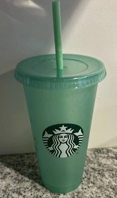 Starbucks Green Reusable Plastic Cold Cup 24oz With Straw And Lid