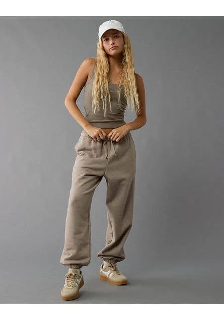 AE Women's Everyday Luxe Jogger
