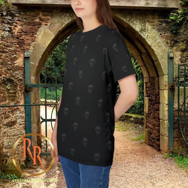 Gothic Skull Print Tee
