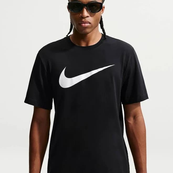 Nike Men's Sportswear Swoosh T-Shirt