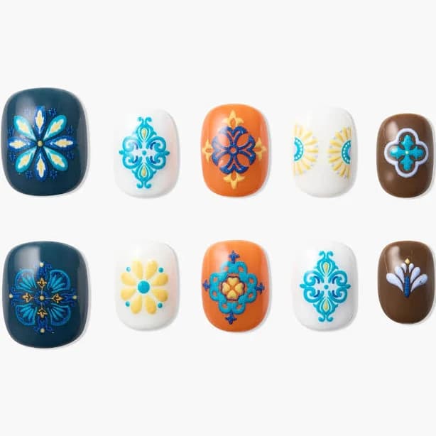 Emily's Nail Folk Mosaic Bloom Press-On Nails