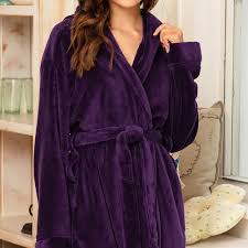 Alexander Del Rossa Women's Plush Fleece Robe with Hood, Lightweight Hooded Bathrobe with Pockets Burgundy (A0110BRGSM) at Amazon Women's Clothing store