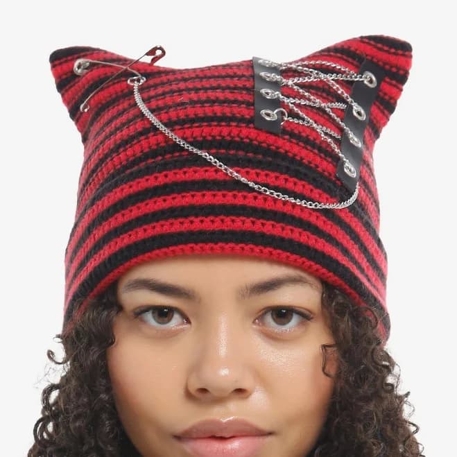Stripe Lace-Up Chain Tassel Beanie