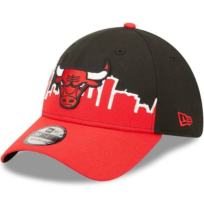 Chicago Bulls 2022 Skyline 39THIRTY Flex Fit Cap - Medium/Large