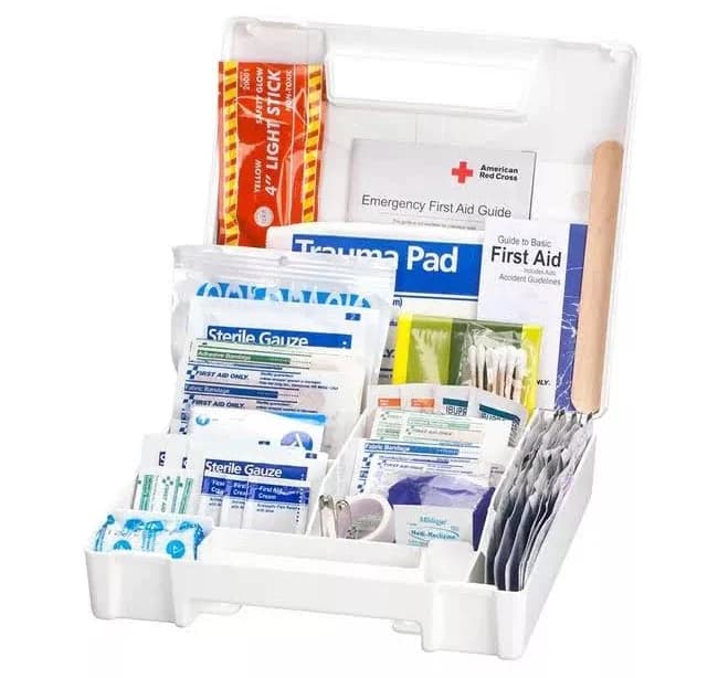 American Red Cross Deluxe Auto First Aid Kit