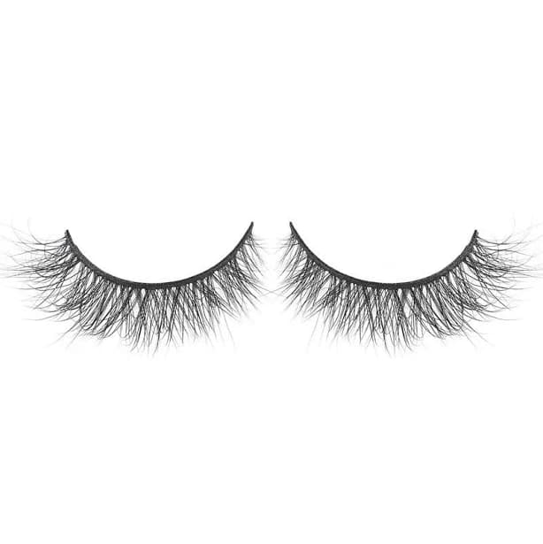 Satin Breeze Natural Lashes