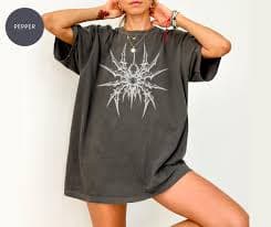 Y2KスパイダーTシャツ、コンフォートカラーTシャツ、ヴィンテージTシャツ、90年代Tシャツ、レトロデスメタルTシャツ、レトロスパイダーTシャツ、Y2Kメタルシャツ、不気味なTシャツ - Etsy 日本
