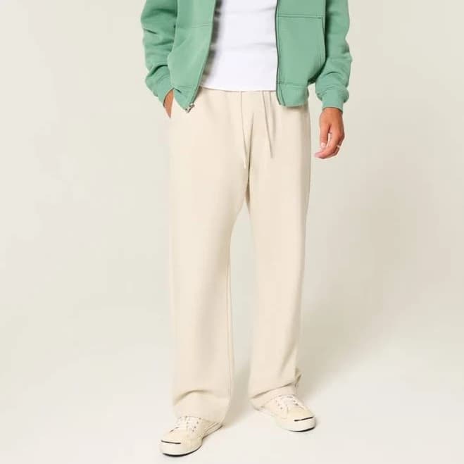 Hollister Baggy New York Graphic Sweatpants