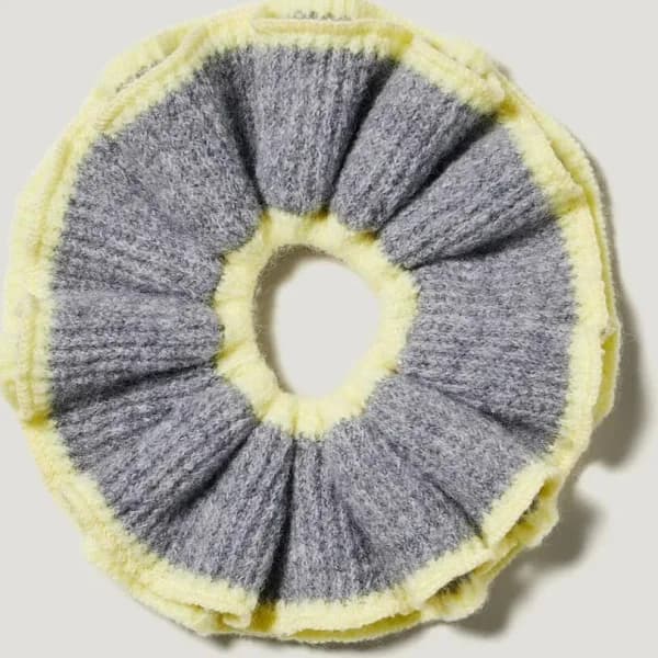 Women's Knitted Scrunchie