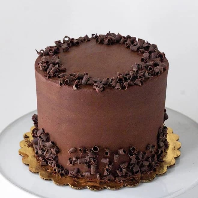 Chocolate Ganache Cake 8"