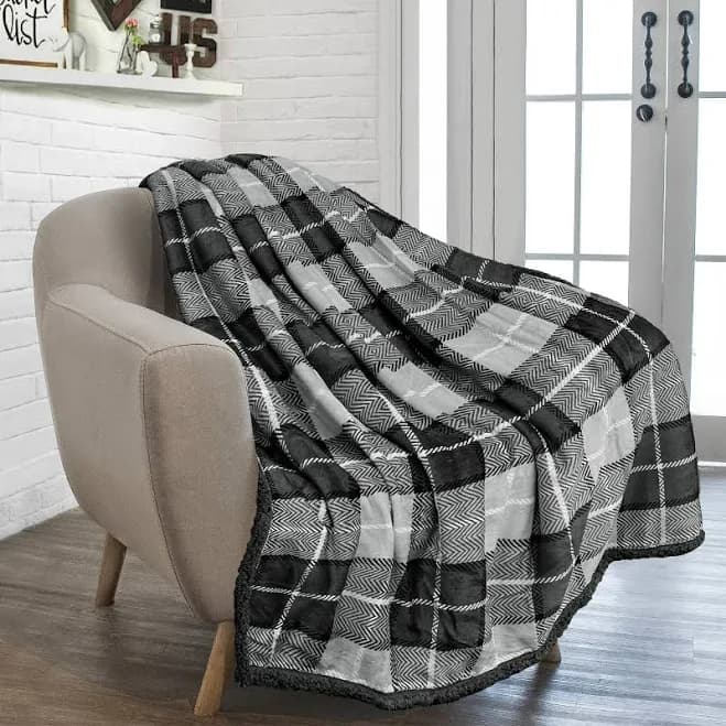 PAVILIA Premium Plaid Fleece Sherpa Throw Blanket