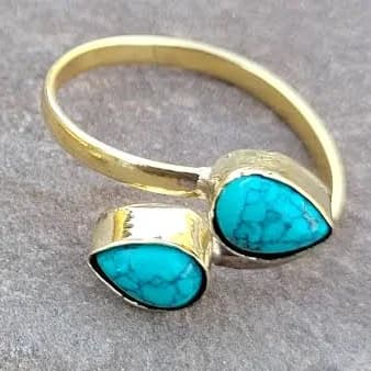 Minimalist Gold Tone Brass Turquoise & Black Onyx Ring Set