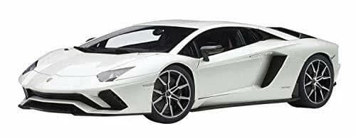 Lamborghini Aventador S 1/18 Pearl White Diecast Car