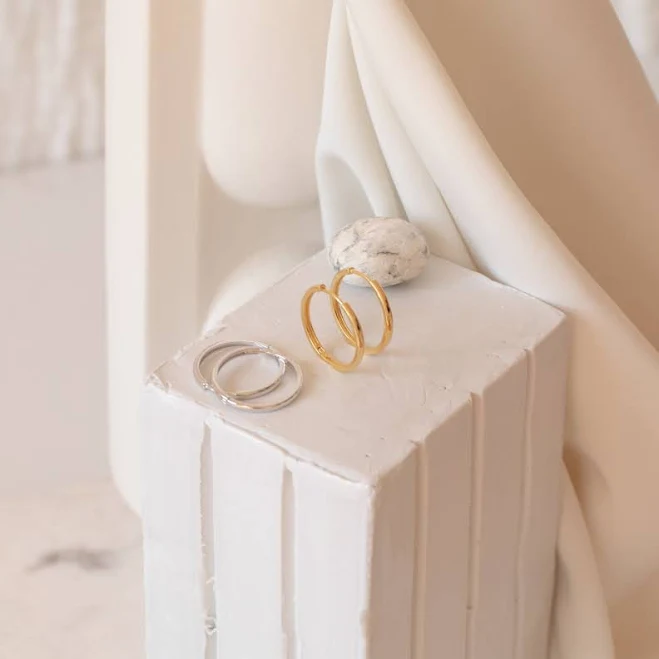 Caitlyn Minimalist Minimalist Everyday Classic Hoop Earrings