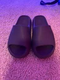 Adidas Yeezy slide 10 (43) Like new | Mercari