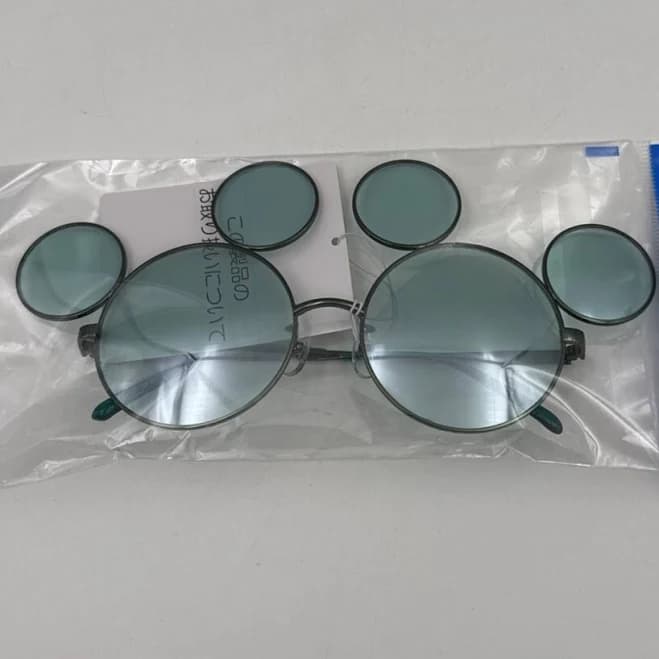 Tokyo Disneyland Japan: Mickey Shaped Sunglasses Green With Green