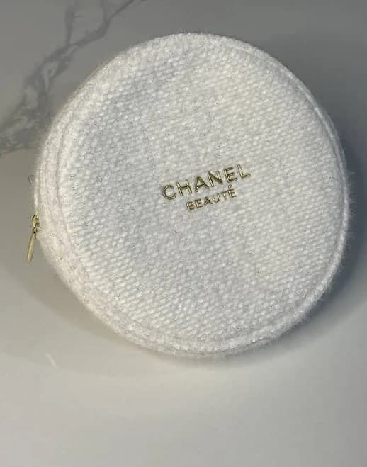 Chanel Beauty - Round White Pouch 6.25 Diameter X 1.75. Box.