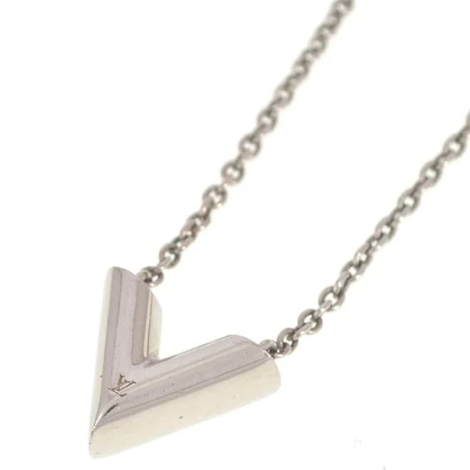 Louis Vuitton Essential V Necklace