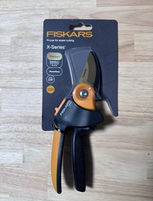 Fiskars PowerGear Pruning Shear