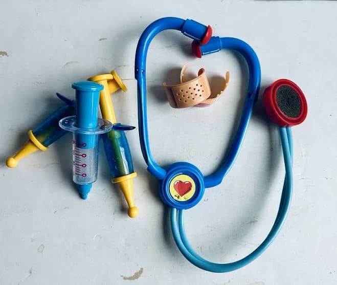 Lot Of Kids Pretend Play Doctor Set Medical Stethoscope, 2 Band-aids 3