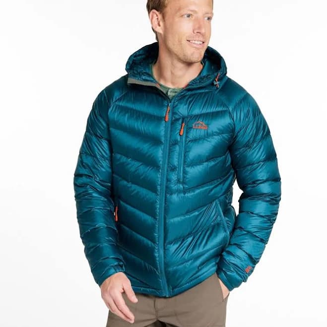 L.L.Bean Men's Ultralight 850 Down Hooded Jacket