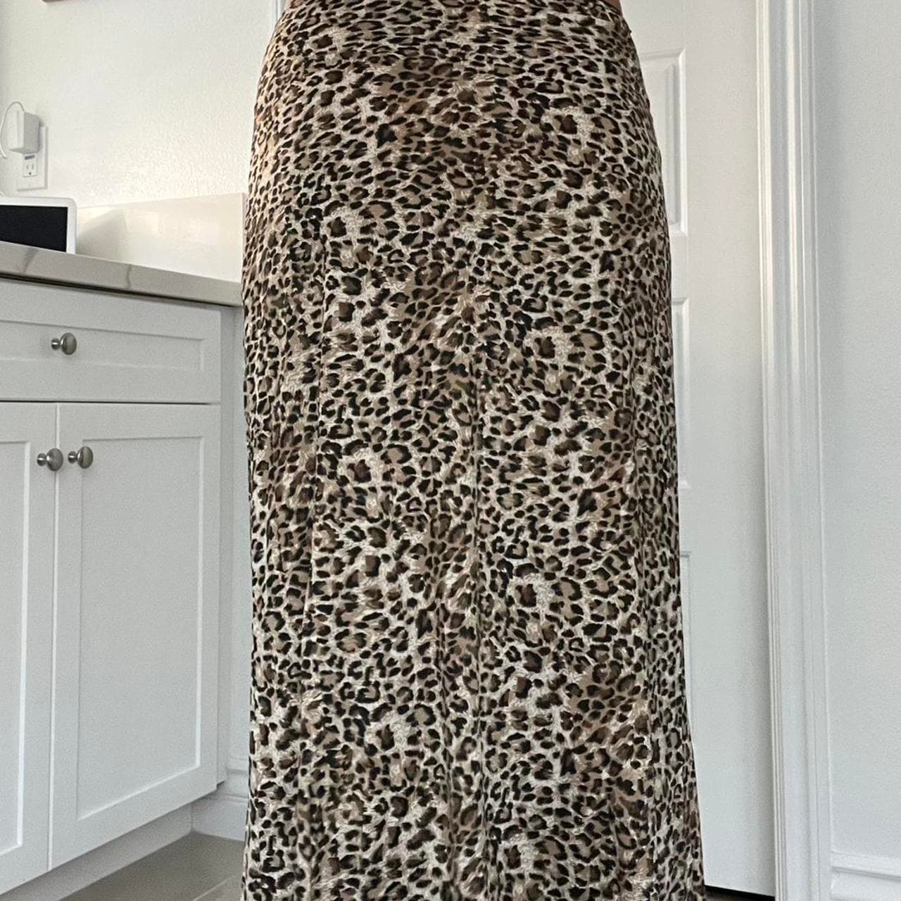 VINTAGE cheetah print maxi skirt 🤎🖤 taking offers... | Depop
