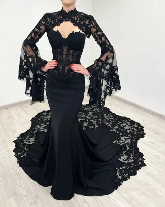 Gothic 2-in-1 Wedding Dress with Detachable Bell Sleeves