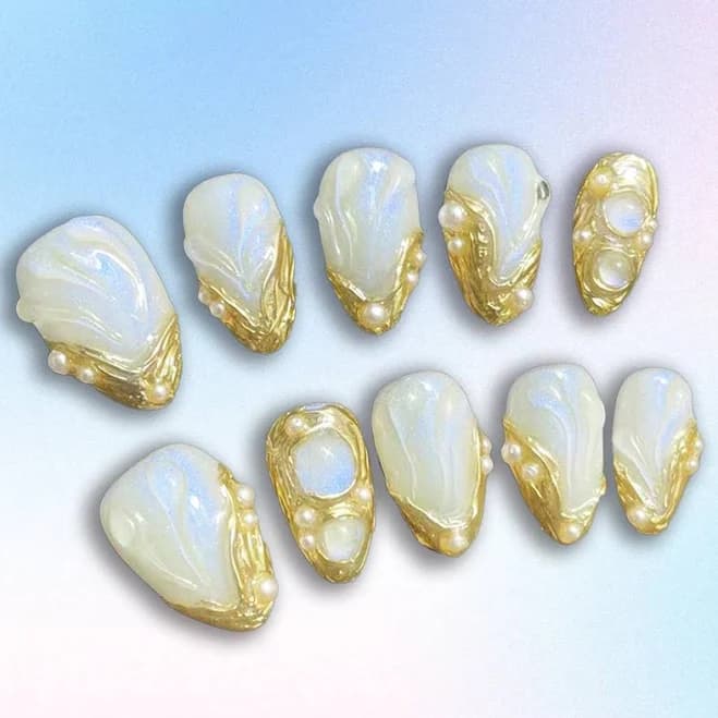 Golden Metal Press On Nail