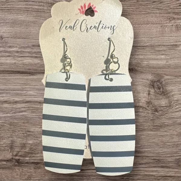 Leather Stripe Rounded Rectangle Earrings