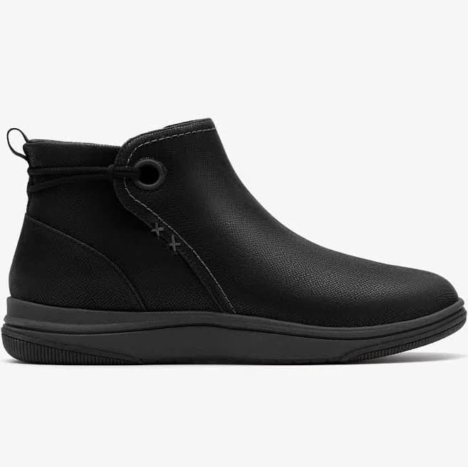 Clarks Women's Breeze Derby
