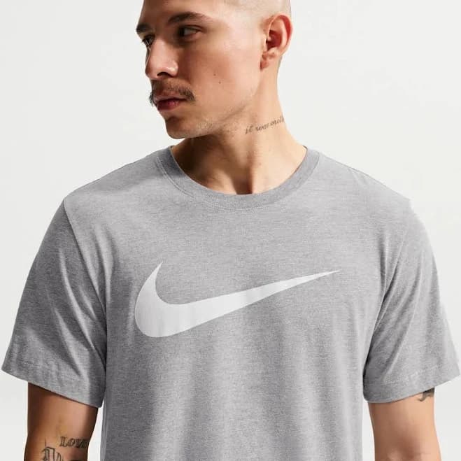 Nike Men's Sportswear Swoosh T-Shirt