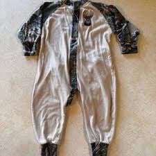 Cabela's | One Pieces | Cabelas I Hunt For Hugs Onesie | Poshmark