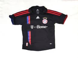 Bayern Munchen Munich Official Football Soccer Jersey, #7 Ribery, Size 8 Years, D 128, Black/Red/Blue Colour