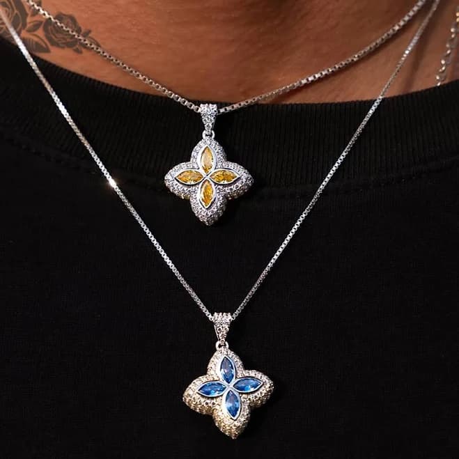 Helloice Iced Out Marquise Four Leaf Clover Pendant