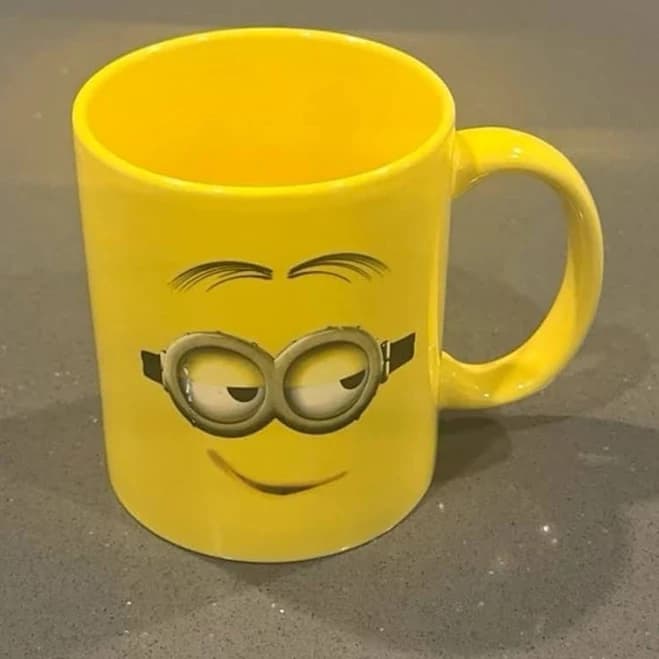 Despicable Me Minion Mayhem Universal Studios Mug - Vintage & collectibles