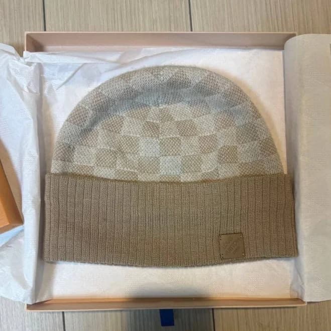 Louis Vuitton Men's Néo Petit Damier Beanie