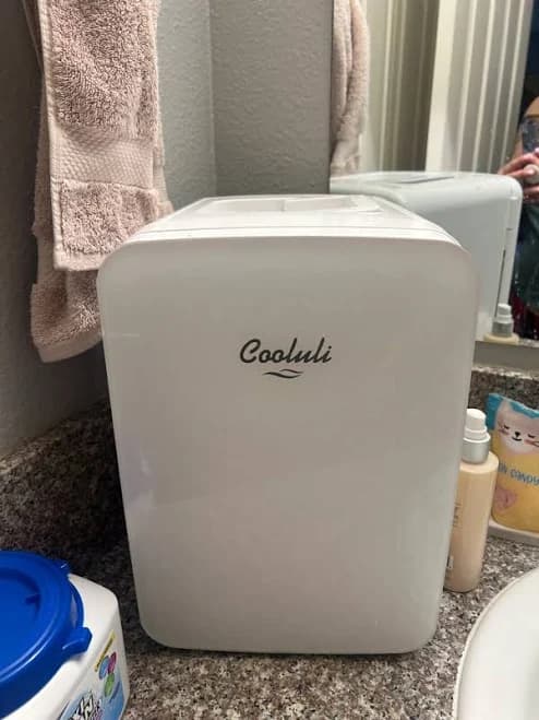Cooluli Skincare Refrigerator White 3 Tiers | Single Door | Less Than 15 in | Less Than 20 in | standing | Portable Fridge | AEG RKB42511AW