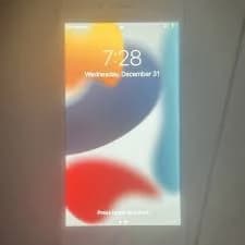 Apple iPhone Silver Smartphone Wi-Fi Bluetooth iOS Bar Style Mobile Phone