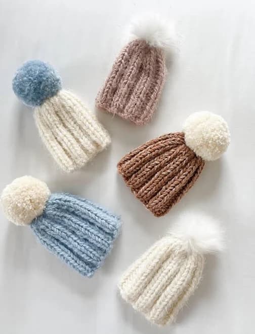 Newborn Ribbed Knit Pom Hat