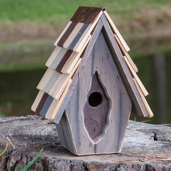 Vintage Wren Birdhouse