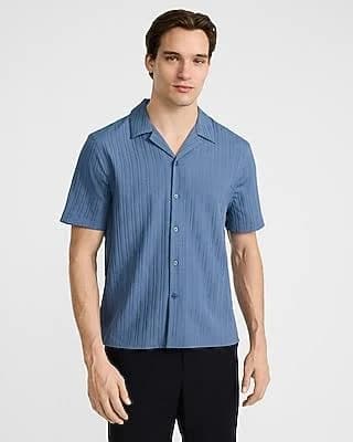 Express Men's Textured Stripe Short Sleeve Shirt
