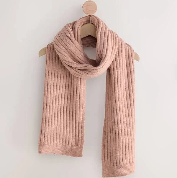 Women's Ribbed Knit Scarf