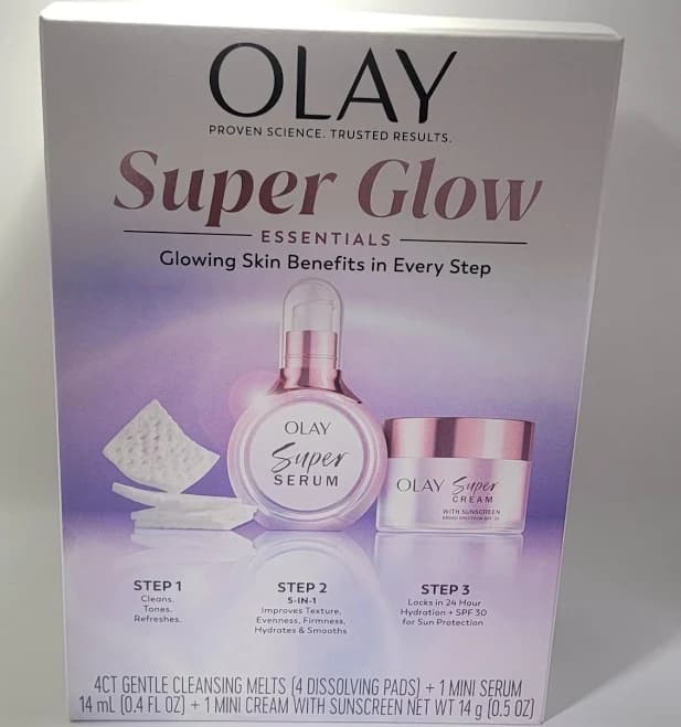 Olay Super Glow Essentials Kit
