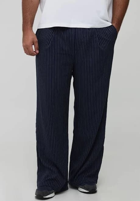 boohooMAN Men's Plus Pleat Front Wide Leg Pinstripe Trousers