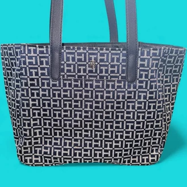 Tommy Hilfiger Roma Monogram Jacquard Tote