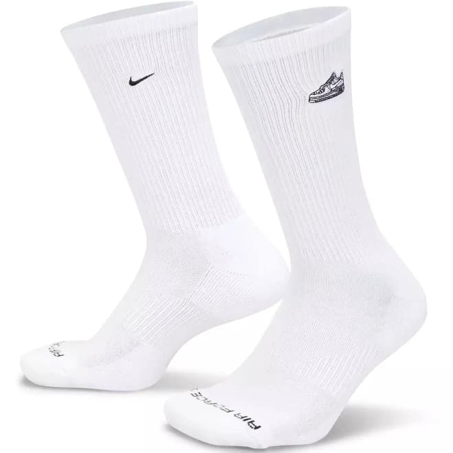Nike Everyday Plus Cushioned Crew Socks