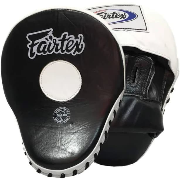 FAIRTEX ULTIMATE CONTOURED FMV9 PUNCHING FOCUS MITTS PADS 2 Colours Black White