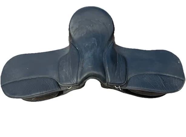 Vintage English Horse Saddle Black Leather 16” Seat Equestrian Tack